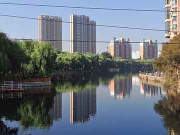 洛克王国世界机机加加台地怎么玩